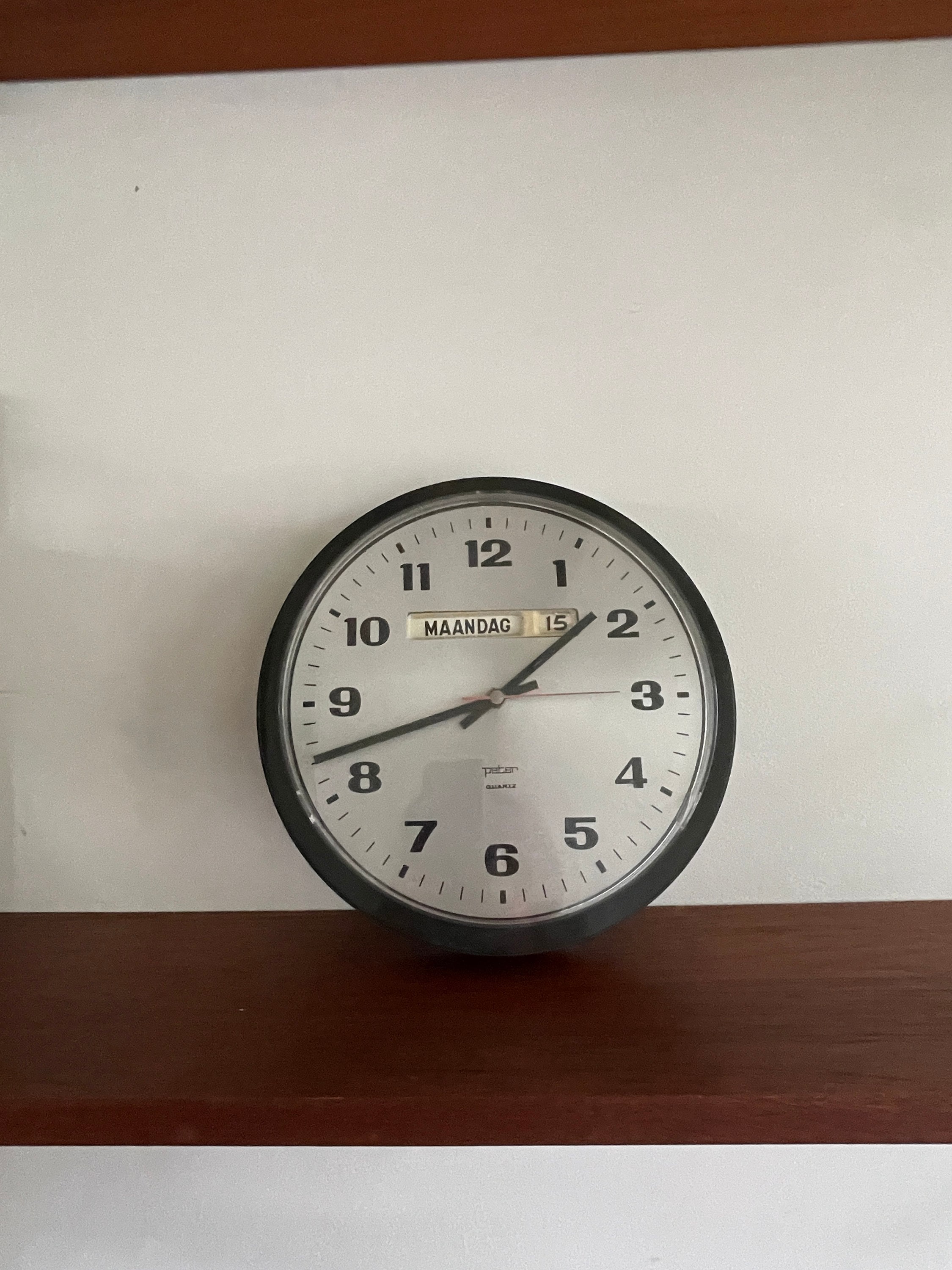 Clock / office clock with time and calendar, brand PETER . Midcentury Germany clock, 70s, round