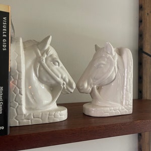 Horse, horse head vintage midcentury bookend, white ceramic. Stallion, mare, pony image image 4