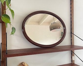 Space age spiegel, bruin  plastic midcentury  make up spiegel jaren 60 - 70. GROOT- Ovaal Tiger spiegel