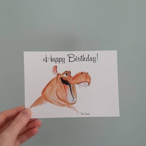 Cartão postal feliz aniversário hipopótamo. Impressão de ilustração aquarela