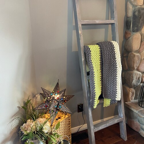 Vintage Farmhouse Blanket Ladder | Decorative Ladder | Rustic Wood Ladder | Towel Ladder | shops Quilt Ladder (Additional Colors Available)