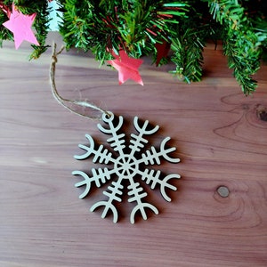 Aegishjalmur Helm Of Awe Ornament | Witch Pagan Tarot | Maple Wood | Non-Religious | Christmas Tree | Solstice Ritual | Yule Season | Viking