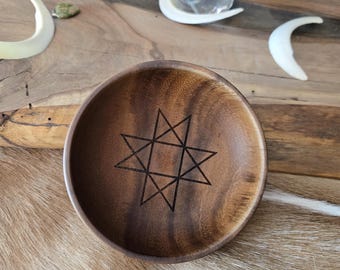 Auseklis Steller Deity Latvian Symbol Engraved Acacia Bowl - Latvian Mythology Altar Decor Key Tray Offering Bowl