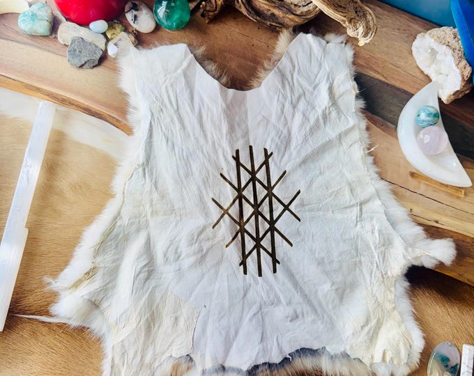 Web of Wyrd Rabbit Hide Altar Cloth – Norse Pagan Ritual Centerpiece Mat – Genuine Fur (12"–16″)