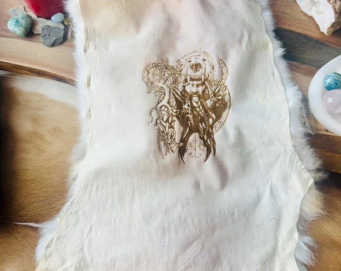 Odin God Rabbit Hide Altar Cloth – Norse Pagan Ritual Centerpiece Mat – Genuine Fur (12"–16″)