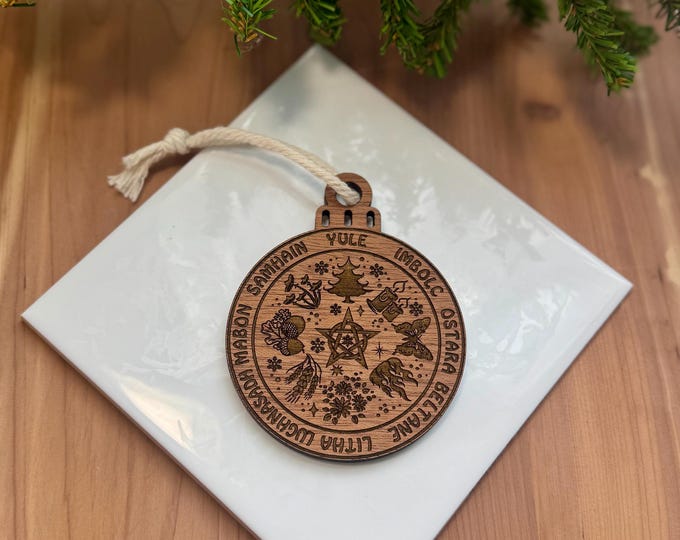 Wheel Of The Year Ornament | Witch Pagan Tarot | Maple Wood | Non-Religious | Hygge | Christmas Tree | Solstice Ritual | Yule Season
