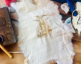 Baphomet Rabbit Hide Altar Cloth – Demon Pagan Ritual Centerpiece Mat – Genuine Fur (12"–16″)