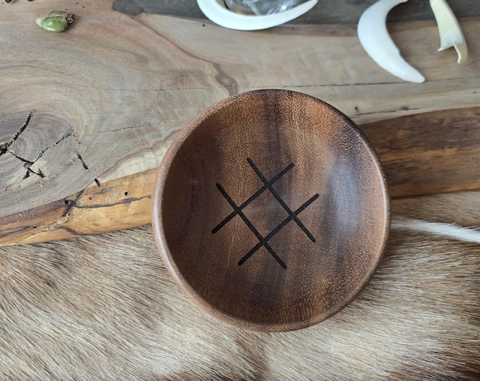Aka Latvian Double Cross Sun & Earth Symbol Engraved Acacia Bowl - Latvian Mythology, Altar Decor, Key Tray, Offering Bowl,