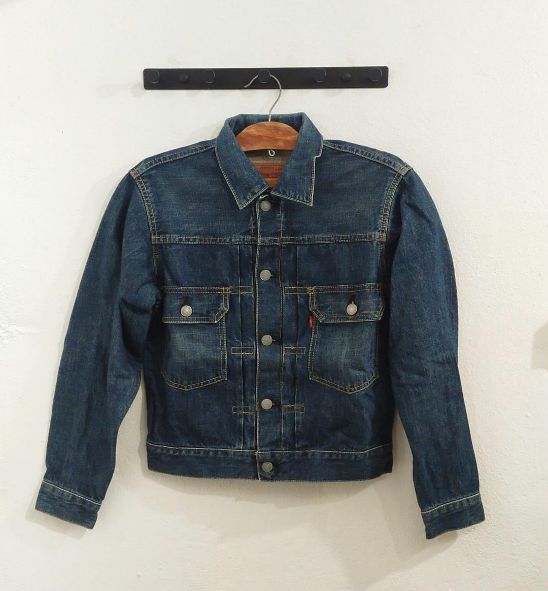 Vintage 90s Levi's 507XX “2nd Type” Denim Jacket (japan