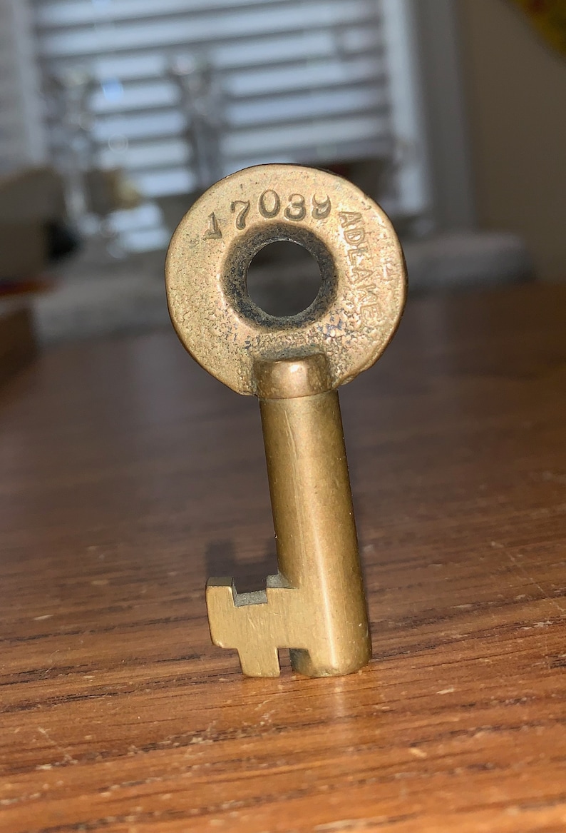 Vintage C&O Chesapeake and Ohio Railway Railroad Brass SWITCH Key ...