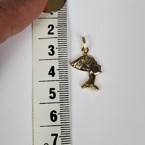 14k Solid Gold Italian Egyptian Queen Nefertiti Pendant image 4