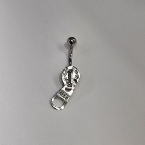 14k White Gold CZ Kiss Zipper 14g Belly Button Ring image 3