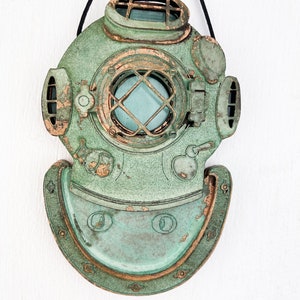 Mark V Dive Helmet Ornament - Nautical - Steampunk - Christmas Tree ornament
