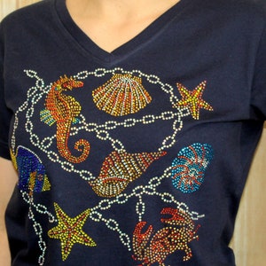 Rhinestone Sea Life Fish Shells Seahorse Crab Beach Aquarium Vacation Bling Summertime Ladies V-Neck Tee Shirt