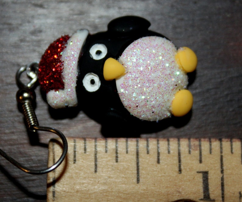 Urlaub Weihnachten Pinguin Ohrring Winter Glitzernd und Bling Geschenk Bild 4