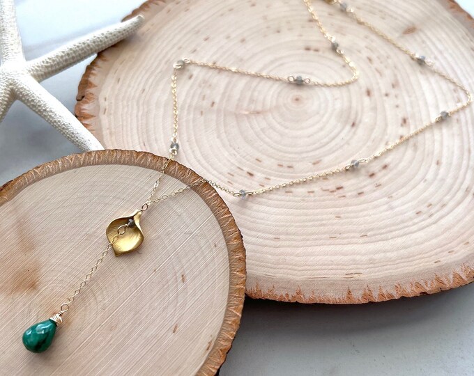 Raw Emerald calla lily necklace.  Emerald pendant labradorite necklace is the perfect may birthstone necklace.Beautiful raw emerald necklace