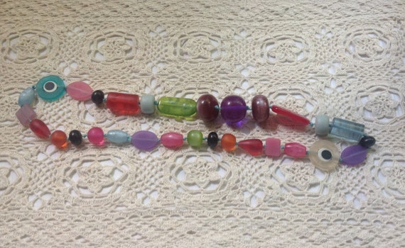 Chunky Summer Beaded Necklace Quality Resin - image 2