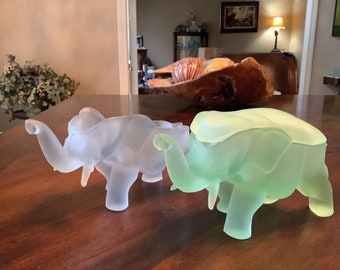 DONKEY and ELEPHANT Candy dish