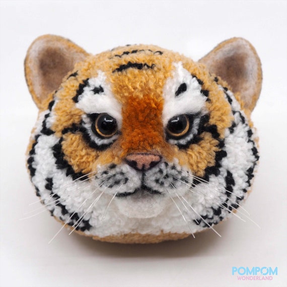 Pompom Tiger - Pompom Accessory - Pompom Keychain - Pompom Brooch
