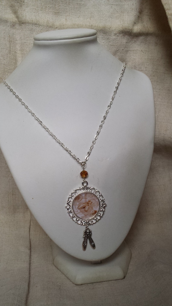 Collier Argent Avec Pendentif Chaussons De Danse Cabochon Rose - 25 Mm - Longueur 56-60 Cm