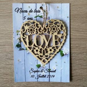 carte "noces de bois" avec un coeur "love", 4 modèles au choix, personnalisable