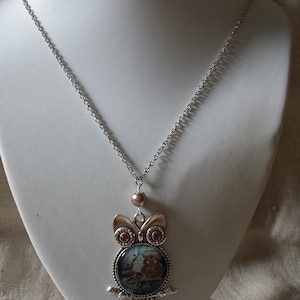 &quot;OWL and cabochon steampunk&quot; necklace