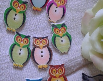 set of 10 "owls" multicolored buttons, wooden
