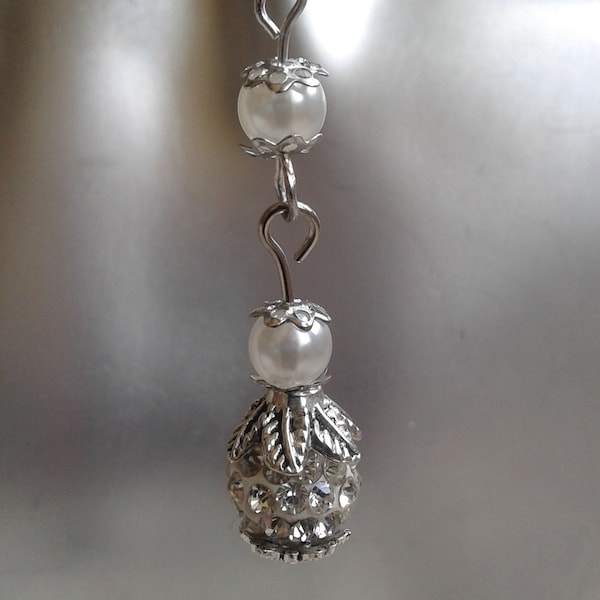 boucles d'oreilles "perles   blanches