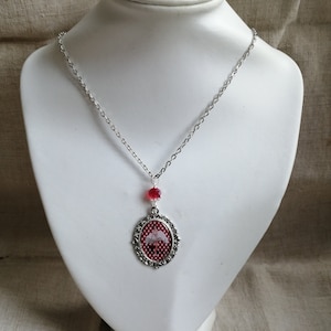 necklace &quot;pin up&quot;