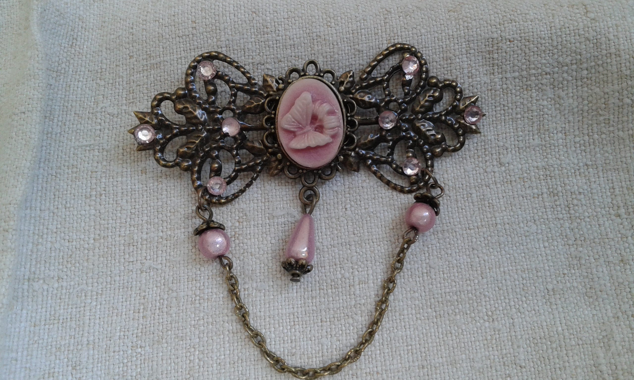 Broche Camée Rose Vintage – Acier Bronze – Style Rétro – Neuf Avec Étiquettes