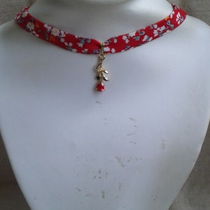 collier ras de cou ruban liberty et rose rouge image 1