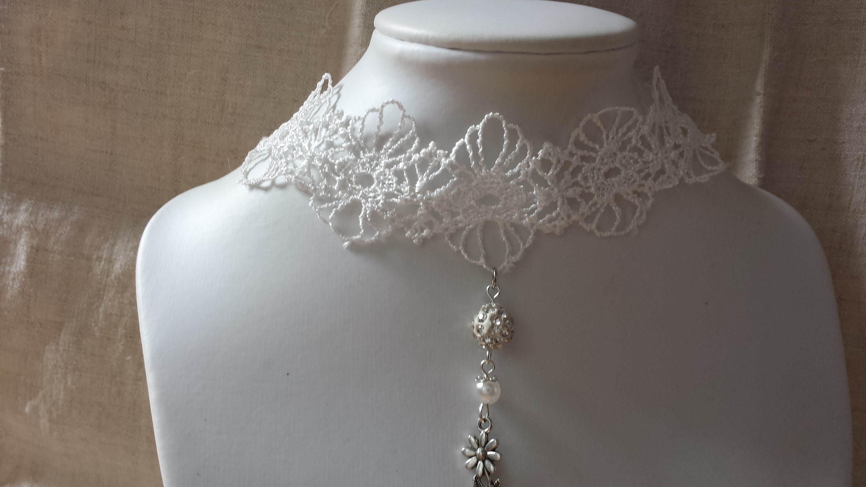 "flower in White Lace Ribbon" Choker Necklace - Etsy