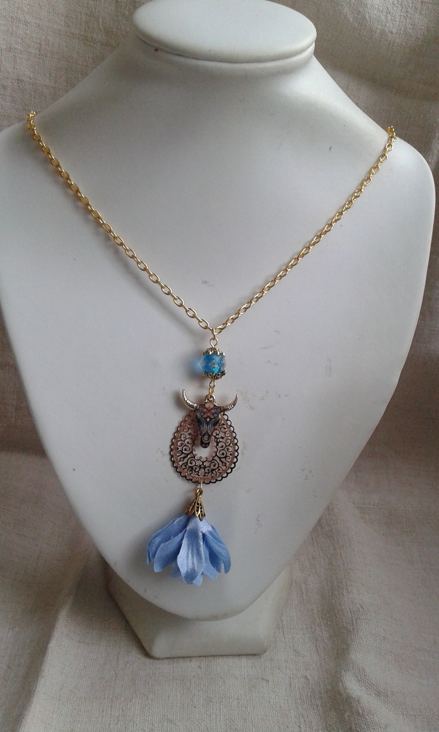 Boho Halskette "Blümchen Kopf"