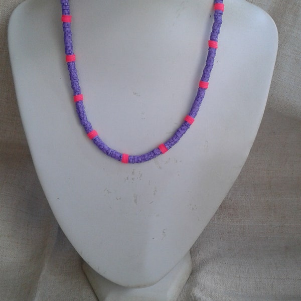 collier ras de cou "perles Heishi violettes et oranges"