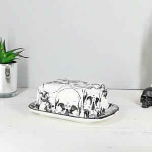 Skull Butter Dish, Skulls dome plate, Black and White, Gothic Gift, Creepy dishes, Halloween homeware, Hand painted ceramic, Unique Design