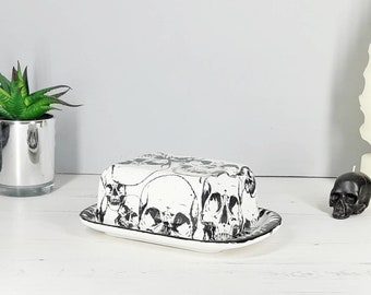 Skull Butter Dish, Skulls dome plate, Black and White, Gothic Gift, Creepy dishes, Halloween homeware, Hand painted ceramic, Unique Design