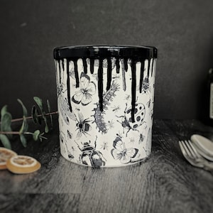 Insect Utensil Holder, Kitchen Pot, Butterfly Homeware, Bugs Storage Pot, Creepy Crawlies Ceramic, Spider Dragonfly, Weird and Wonderful
