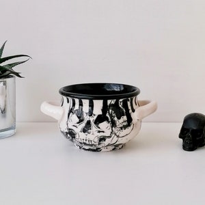 Skull Witches Cauldron, Skulls Witch Bowl, Gothic Soup Bowls, Large Goth Decoration, Weird Wonderful Ceramic, Macabre Cauldrons Broths