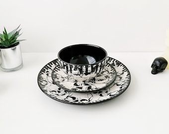 Skull Dinner Set, Gothic Lunch Service, Alternative Coupe Plate, Black Bowl, Macabre Emo Ceramic, Unique Gift Present, Weird Wonderful Rock