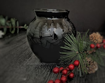 Gothic Web Vase, Matte Black, Goth Spider Flowers, Macabre Alternative Flower, Emo Curved Vases, Black Ceramic, Decorative Ceramics Weird