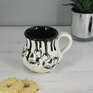 Skull Bulgy Mug, Black Skulls Cup, Hand Painted Jar, ceramic mugs skulls, Gothic gift, Goth tea lover, Coffee Cup, Unique xmas gift