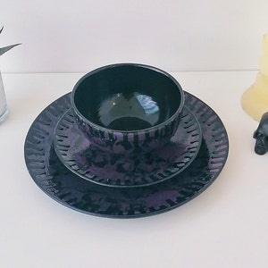 Purple Skull Dinnerset, Skulls Dinner Set, Gothic Lunch Plate, Alternative Side Coupe, Goth Cereal Bowl, Weird Wonderful Ceramic