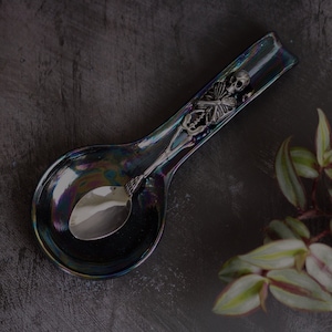 Oil Slick Spoon Rest, Petrol Effect, Large Spoons Holder, Kitchen Utensil, Black Iridescent Ceramic, Holographic Pearlescent, Spooky Kitchen