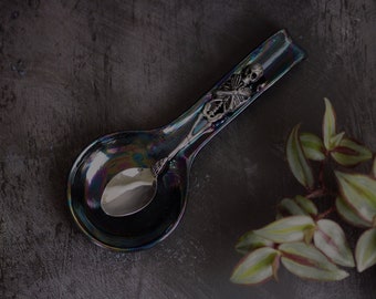 Oil Slick Spoon Rest, Petrol Effect, Large Spoons Holder, Kitchen Utensil, Black Iridescent Ceramic, Holographic Pearlescent, Spooky Kitchen