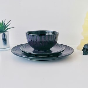 Purple Web Dinnerset, Webs Dinner Set, Gothic Lunch Plate, Alternative Side Coupe, Goth Cereal Bowl, Weird Wonderful Ceramic, Kitchen Home