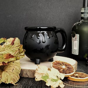 Bats Black Cauldron Mug, Bat Cup, Witches Brew, Dark Goth, Gothic Mugs, Weird and Wonderful, Unique Ceramic, Space Gift, Tea coffee Lover