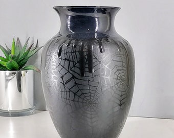 Gothic Web Vase, Webs Goth Flowers, Macabre Alternative Flower, Emo Curved Vases, Black Spiderweb Ceramic, Decorative Ceramics, Weird Creepy