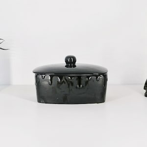 Skull Butter Dish, Skulls dome bowl, Matte Black, Gothic Gift, Creepy dishes, Halloween homeware, Handpainted ceramic, Unique Kitchen Design