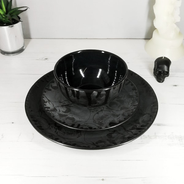 Matte Black, Skull Dinner Set, Gothic Lunch, Alternative Coupe Plate, Black Bowl, Hand Painted Ceramic, Gift Present, Weird And Wonderful