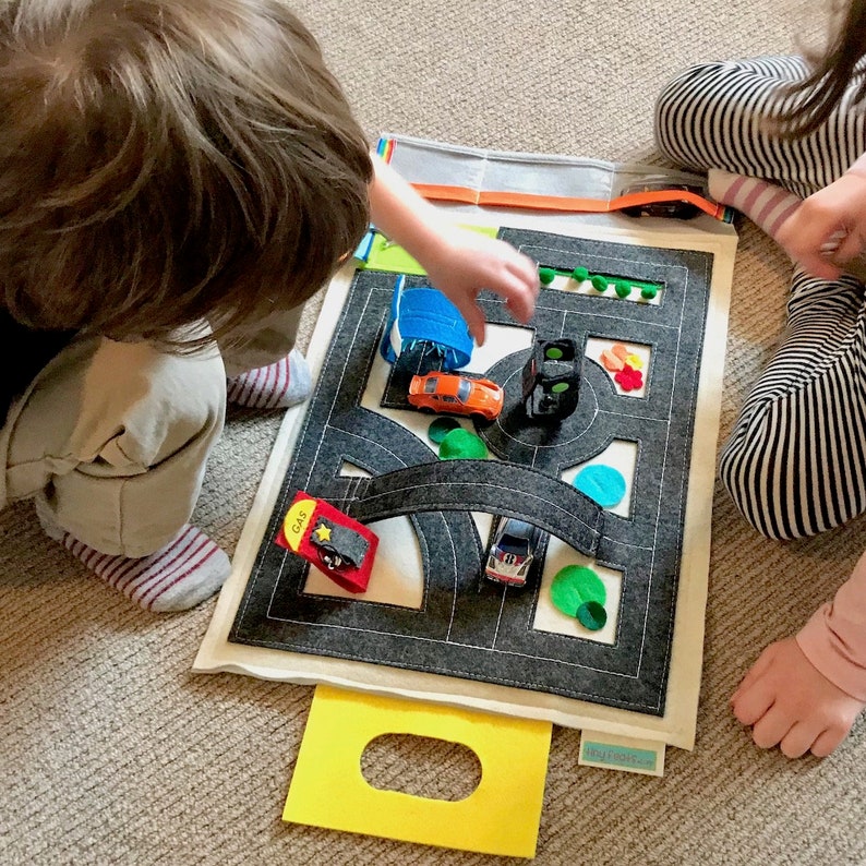 DIY Felt Roads and Travel Tote for Hotwheels Cars Sewing Kit /& Pattern for the TinyFeats Toy Car Playscape